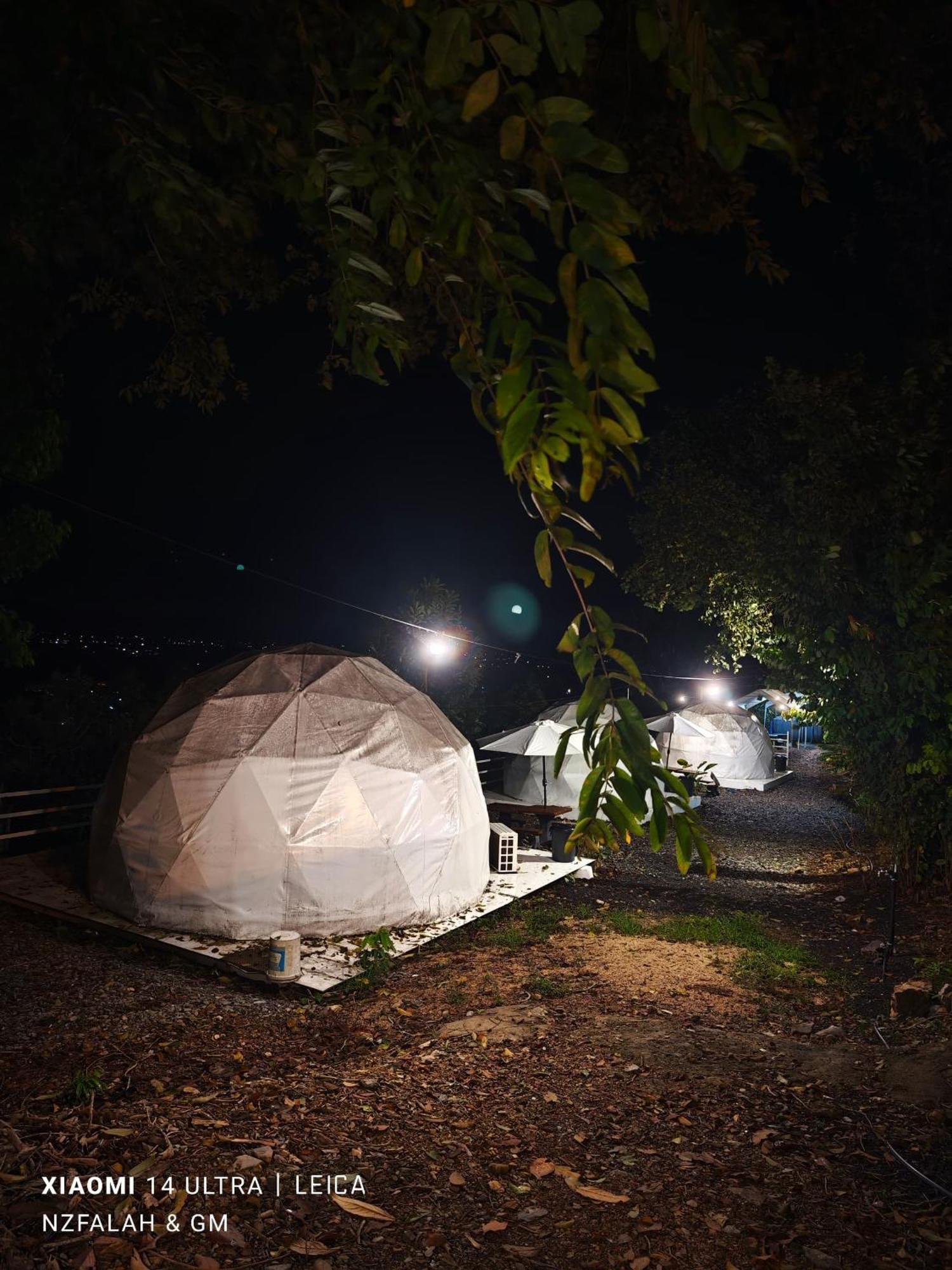 Gunung Medan Glamping & Cafe Hotell Kangar Exteriör bild