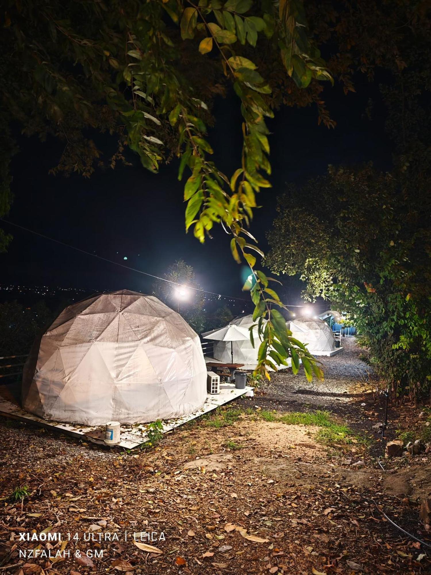 Gunung Medan Glamping & Cafe Hotell Kangar Exteriör bild